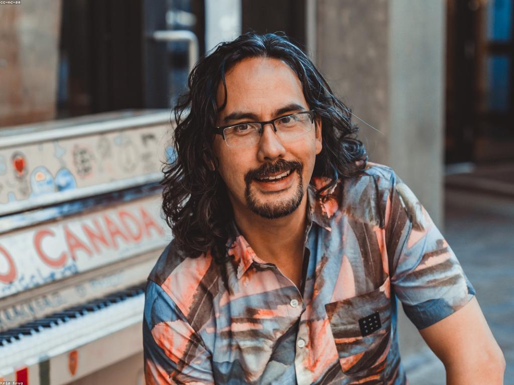 ព័ត៌មាននិងការកើនឡើងនៃវិស័យនានា